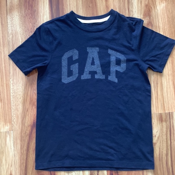 Gap Kids shirts 8-9 years - Picture 6 of 7